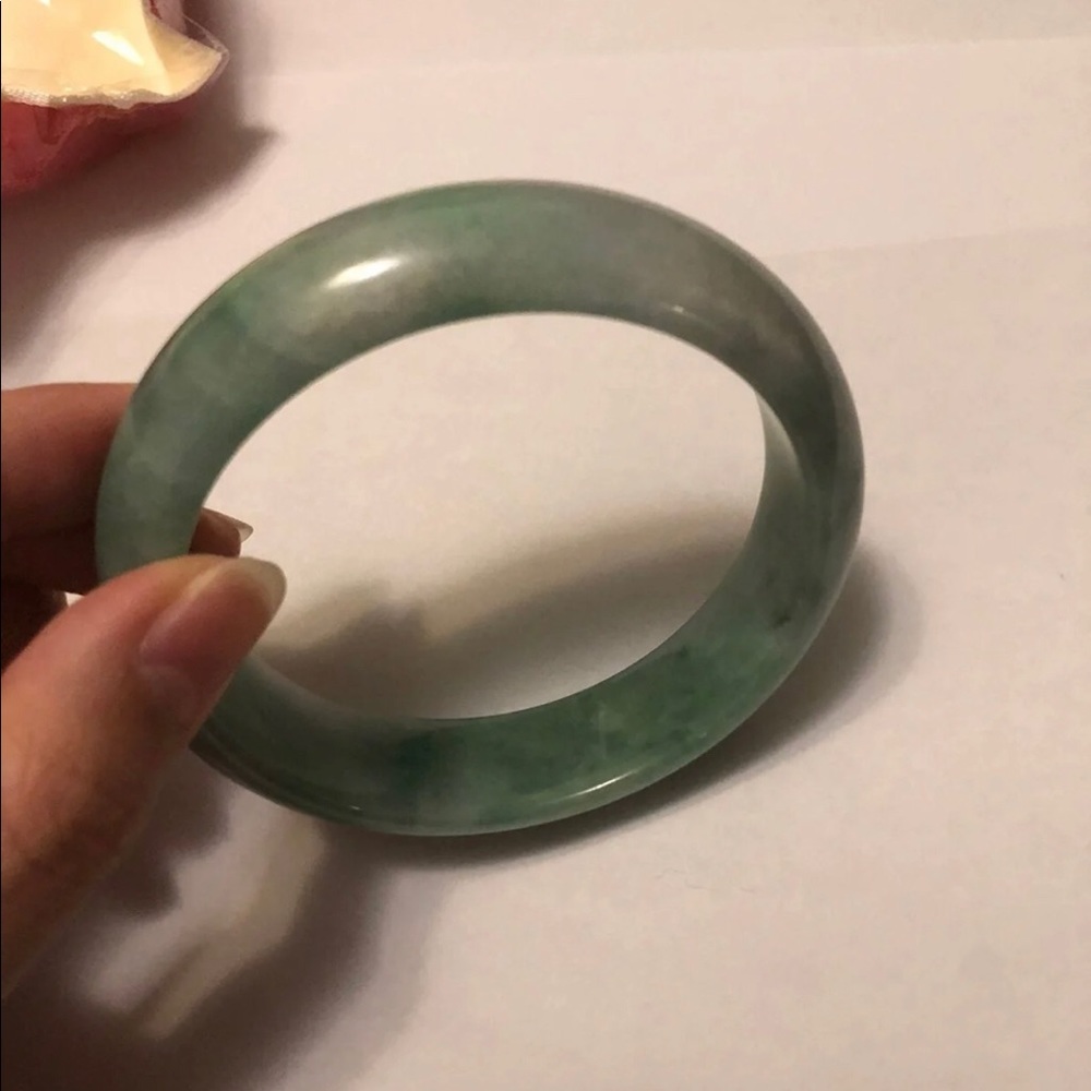 Genuine Jade Bangle - Picture 3 of 12